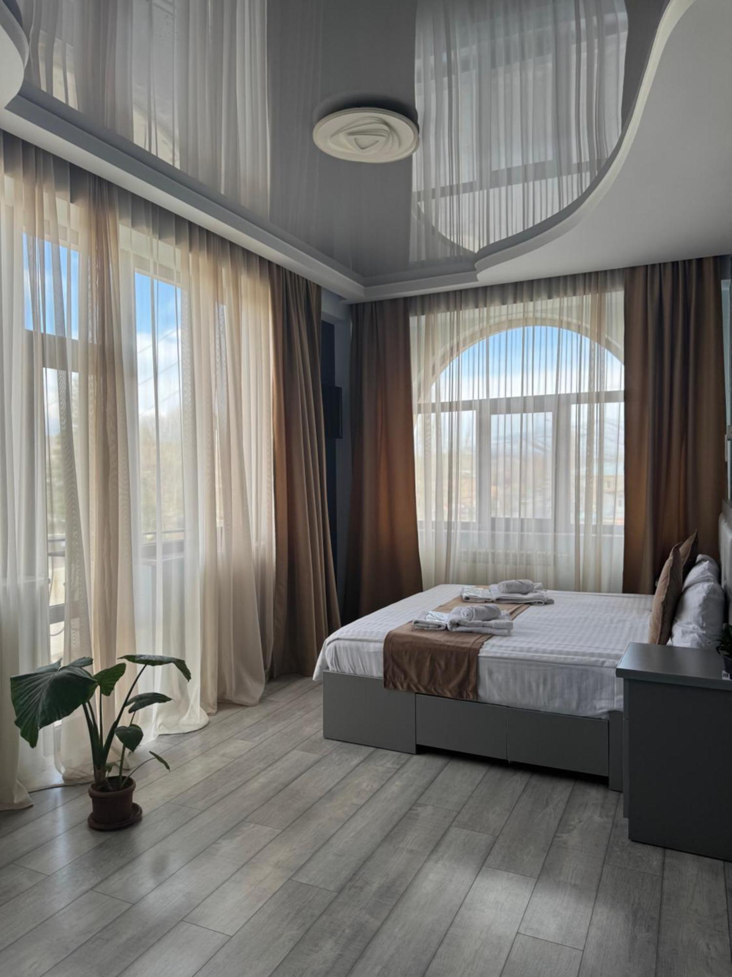 Flamenco Hotel Sziszian Kültér fotó
